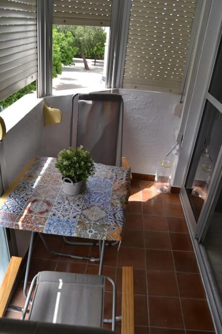 Cozy And Well Connected Apartment 세비야 외부 사진